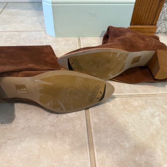 Free People Brown Suede Heeled Boots - Picture 7 of 9